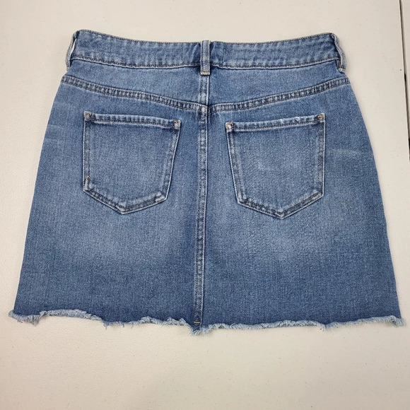 PACSUN Medium Wash Denim Zip Front Mini Skirt Sz 26 - Picture 6 of 10